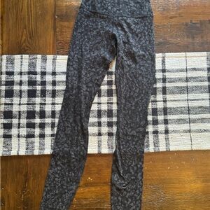 Lululemon Black and Gray Leggings